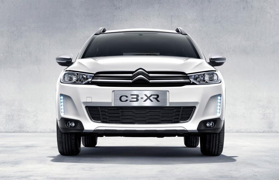  Citroen C3-XR 2014 года  (фото 2 из 8)